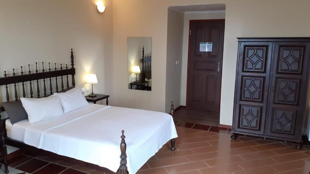 Hotel Emoyeni Gardens Sao Tome Esterno foto