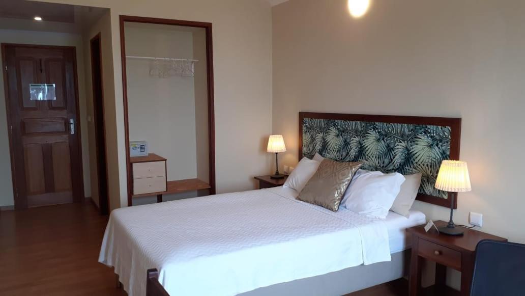 Hotel Emoyeni Gardens Sao Tome Esterno foto