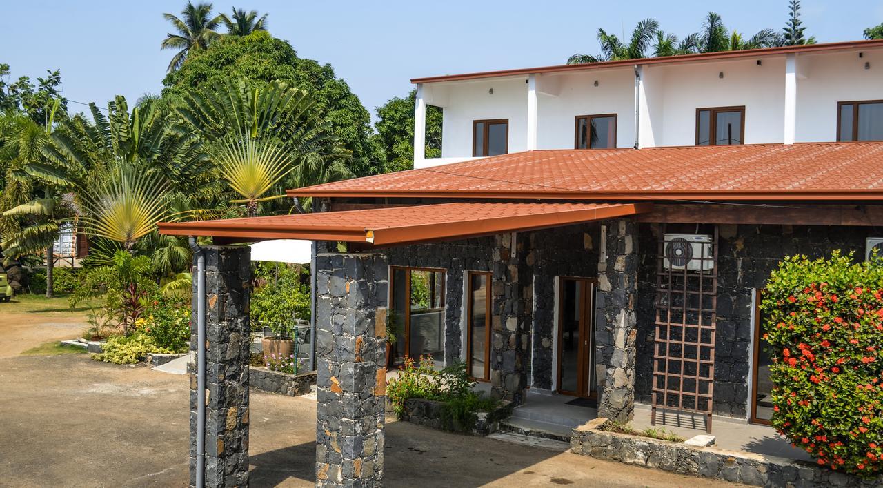 Hotel Emoyeni Gardens Sao Tome Esterno foto