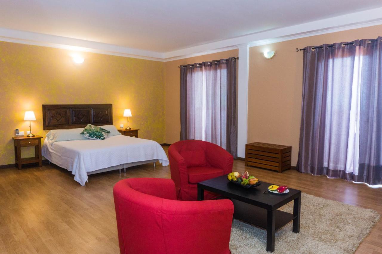 Hotel Emoyeni Gardens Sao Tome Esterno foto