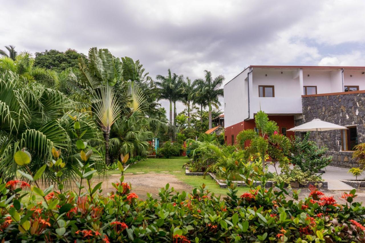 Hotel Emoyeni Gardens Sao Tome Esterno foto