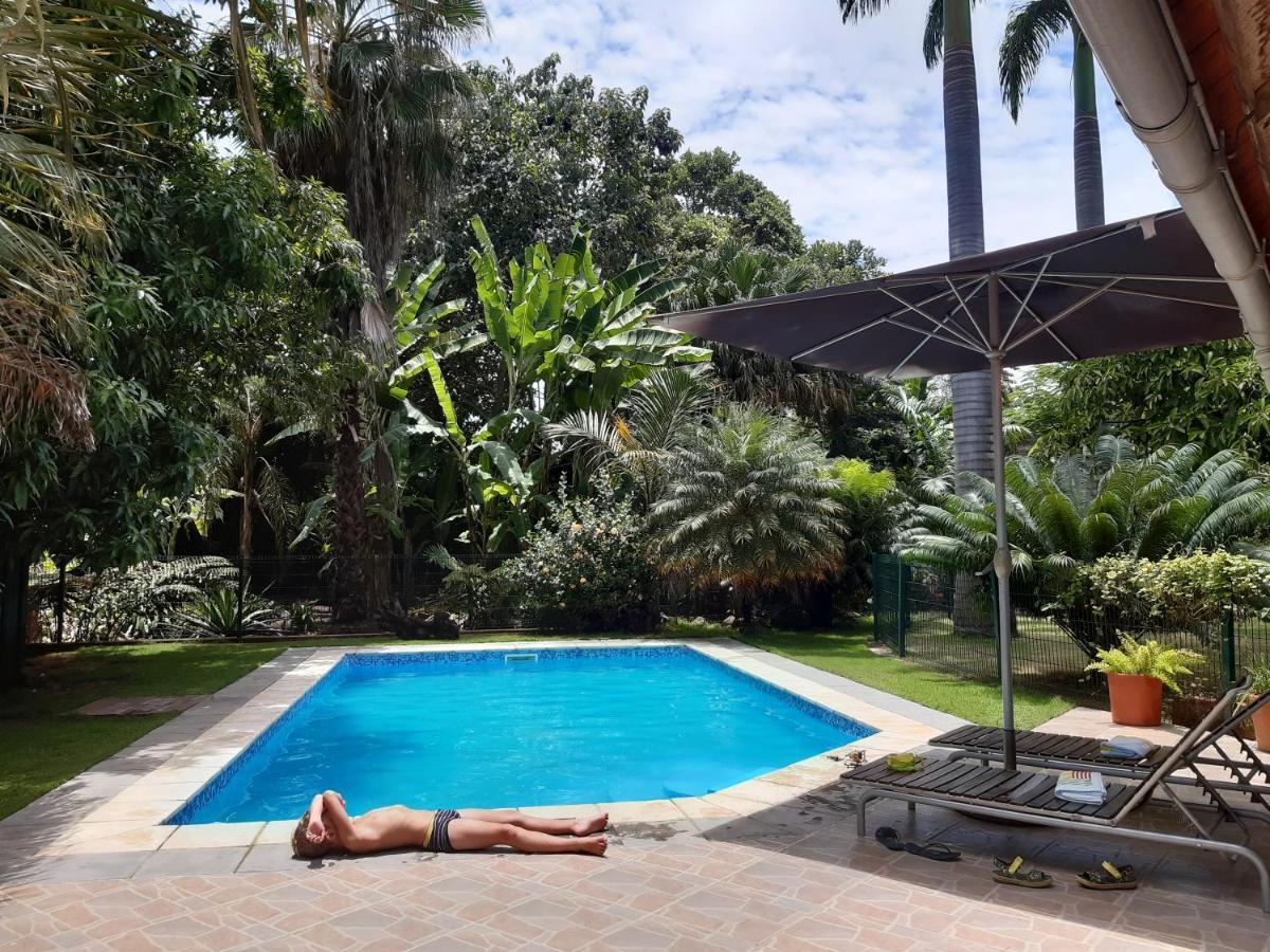 Hotel Emoyeni Gardens Sao Tome Esterno foto